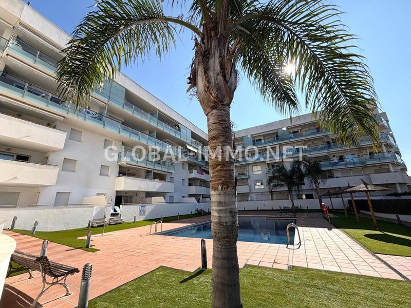Foto 3e144450-7e9f-49e8-998f-1acaaf325465. Apartament amb calefacció piscina a Santa Margarida Roses