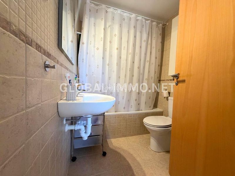 Foto 76d3b1a3-cee7-4647-8469-983c8b249840. Apartament amb calefacció piscina a Santa Margarida Roses