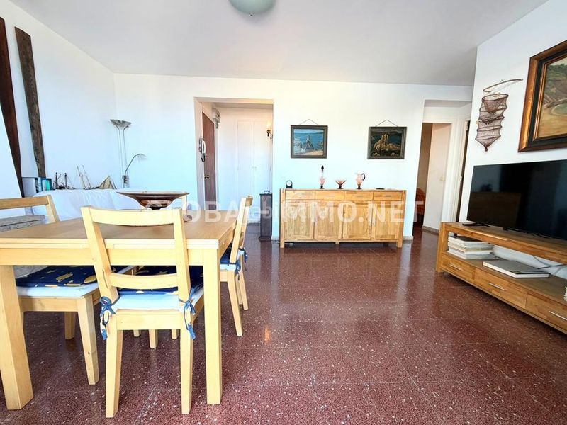Foto 9058199b-dcff-45ee-9047-eaa43517c341. Apartament amb piscina a Puig Rom-Canyelles-Almadrava Roses