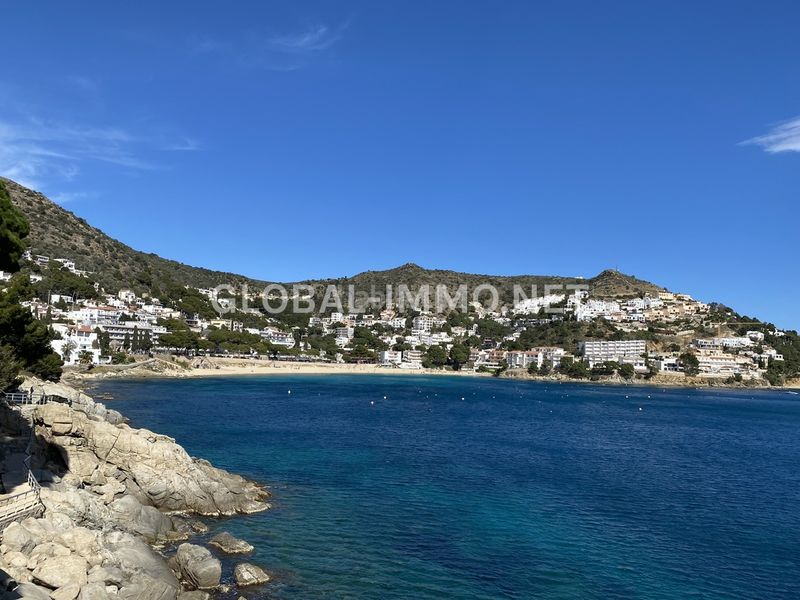Foto f7878500-74dd-4383-aa98-6882d01d401e. Apartament amb piscina a Puig Rom-Canyelles-Almadrava Roses