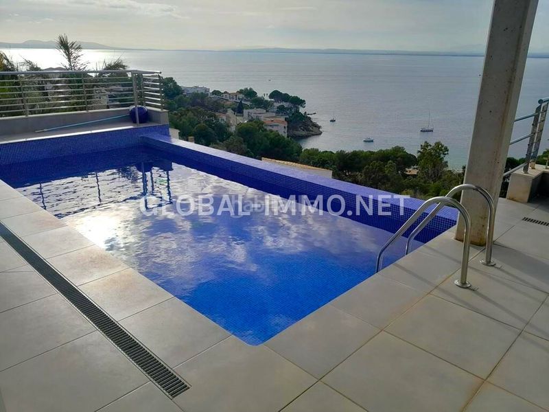 Foto e4cc7002-075a-4984-a153-17c5e40f9b19. Xalet amb calefacció aparcament piscina a Puig Rom-Canyelles-Almadrava Roses