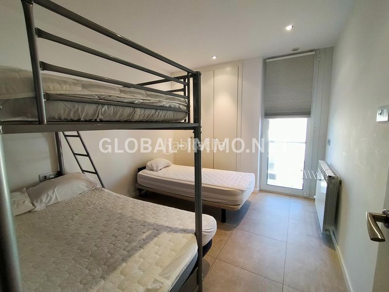 Foto 1c8a248a-2590-40d7-a573-eb995ac44977. Apartament amb calefacció a Centre Roses