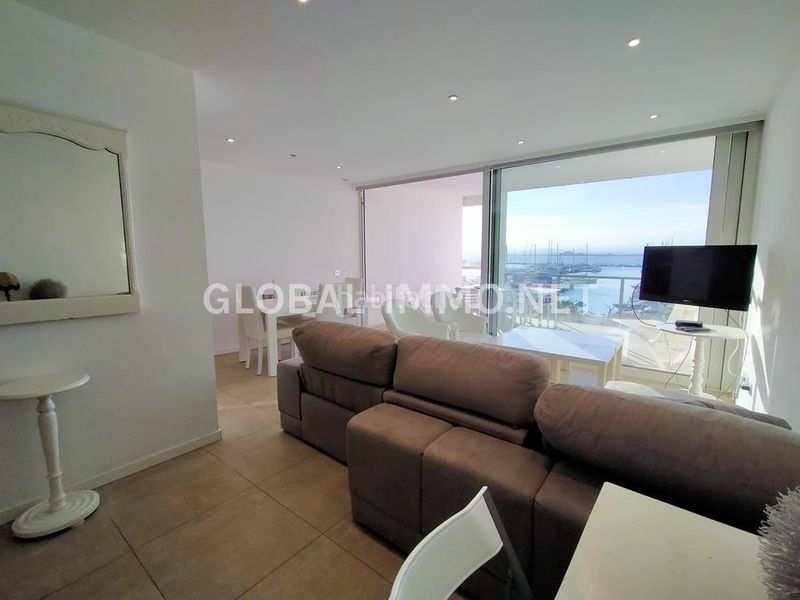Foto 205a7c5d-2b19-4b4b-9dcc-538e1194538e. Apartament amb calefacció a Centre Roses