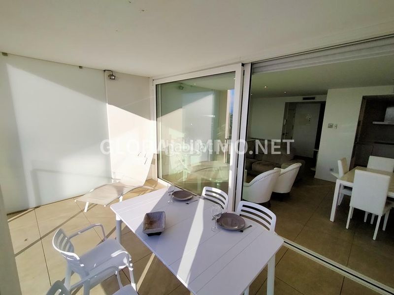 Foto eeb0387d-6d52-4244-ab3b-362680a0027b. Apartament amb calefacció a Centre Roses
