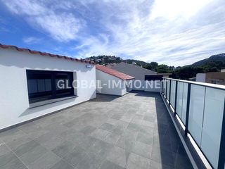 Appartement  Carrer raval dels grecs. Exclusiva residencia de obra nueva  3 apartamentos de excepción,