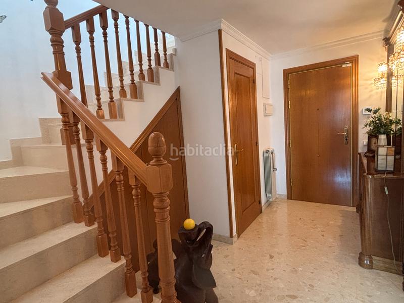 Foto 4d02f0c6-b4c6-4a51-8569-07bbfe9cbd14. Dúplex impecable duplex en el corazón de pere parres a dos minutos del centro con parquing incluido en Terrassa
