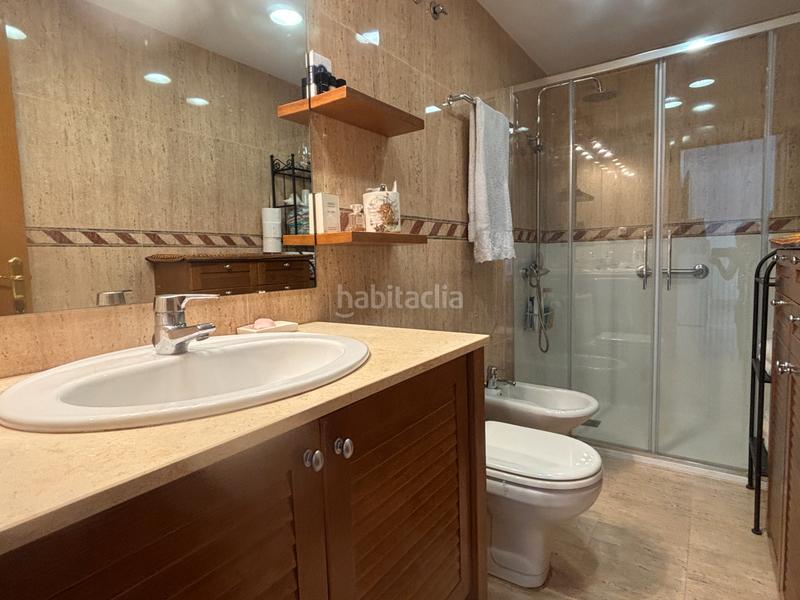 Foto 912e22bd-fee6-4647-b915-c6d915bd7753. Dúplex impecable duplex en el corazón de pere parres a dos minutos del centro con parquing incluido en Terrassa