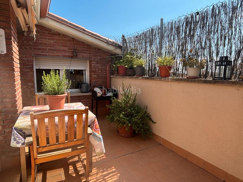 Foto 9f77ae34-b282-4534-87f2-557ec61904cd. Dúplex impecable duplex en el corazón de pere parres a dos minutos del centro con parquing incluido en Terrassa