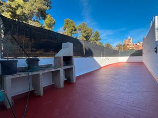 Casa a Can Boada. Casa esquinera con espectacular terraza y garaje/almacén de 140