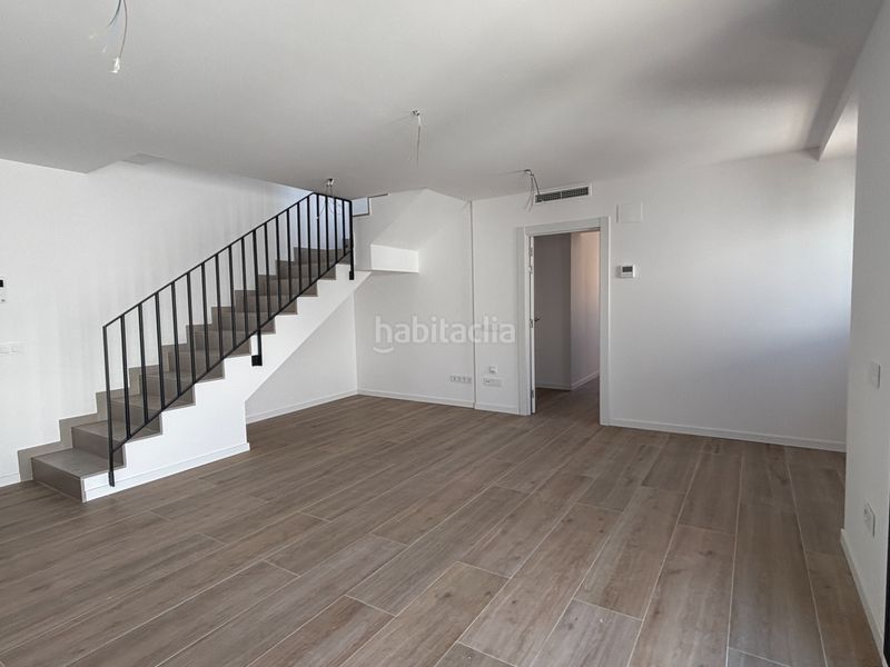 Foto a3d0be59-13b4-485b-8ca3-71398f9fa2a6. Dúplex a carrer de linné 5 a La Cogullada Terrassa