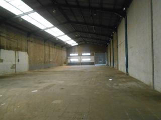 Nau industrial a Poble - Casc Antic. Nave castellar del valles