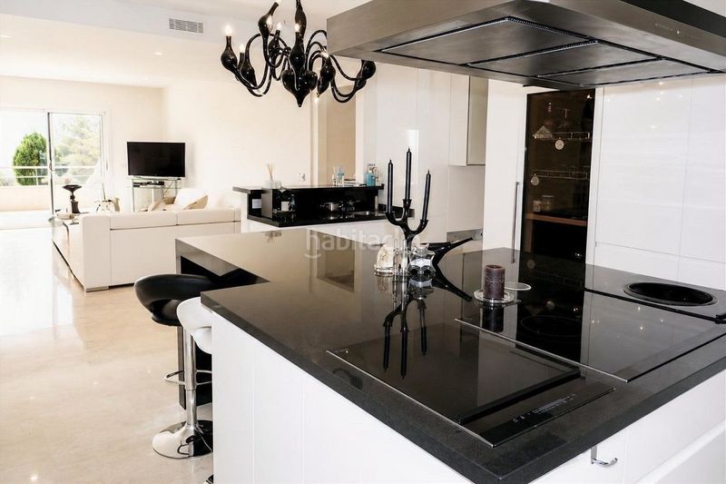 Foto 7a4dd295-46e7-4301-82fe-e38fe5f4f0a7. Apartament amb calefacció piscina a Altea hills Altea