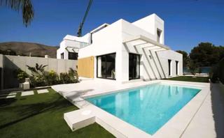 Casa in Balcón de Finestrat-Terra Marina. Chalet modernos de diseño minivalista en finestrat costa blanca