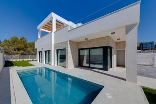 Haus in Golf Bahía. Moderna casa en finestrat con jardín y piscina.