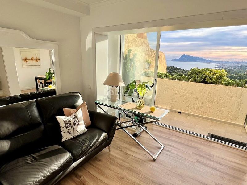 Foto c05138fc-4a29-444b-a0c3-27ff01b68a05. Alquiler casa bonito bungalow hills con vistas despejadas y al mar en Altea