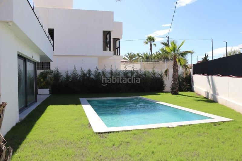 Foto bbb63a96-6887-45f9-bd59-215ef9a8ce58. Casa con riscaldamento piscina in L´Albir Alfàs del Pi (l´)