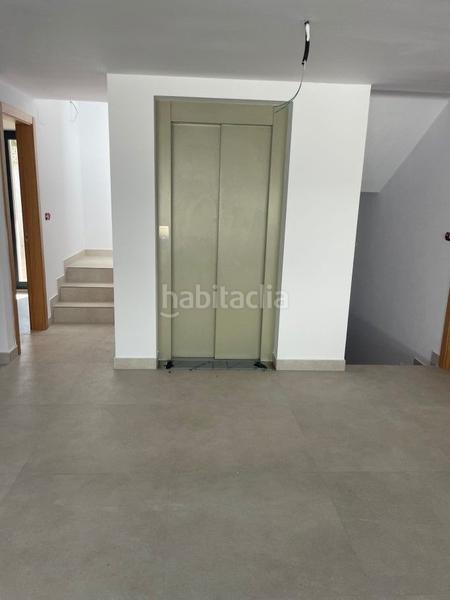 Foto d0f4ae0f-c981-4e42-a36d-495e41175e1c. Casa con riscaldamento piscina in L´Albir Alfàs del Pi (l´)