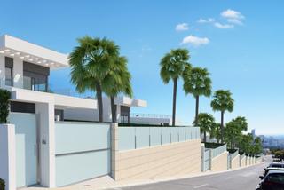 Casa in Golf Bahía. Modernas casas en sierra cortina