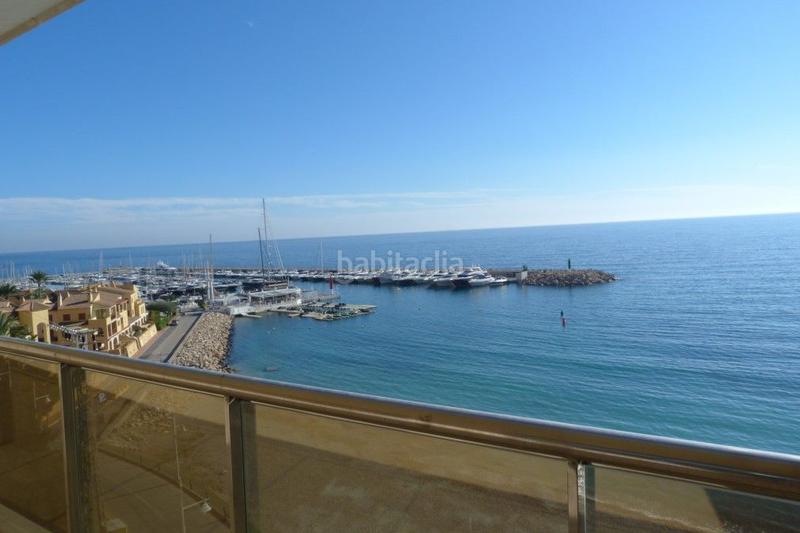 Foto 2b90653d-afea-4a2e-a900-71910e7e8d71. Apartamento primera linea apartamento frente al mar marina en Altea