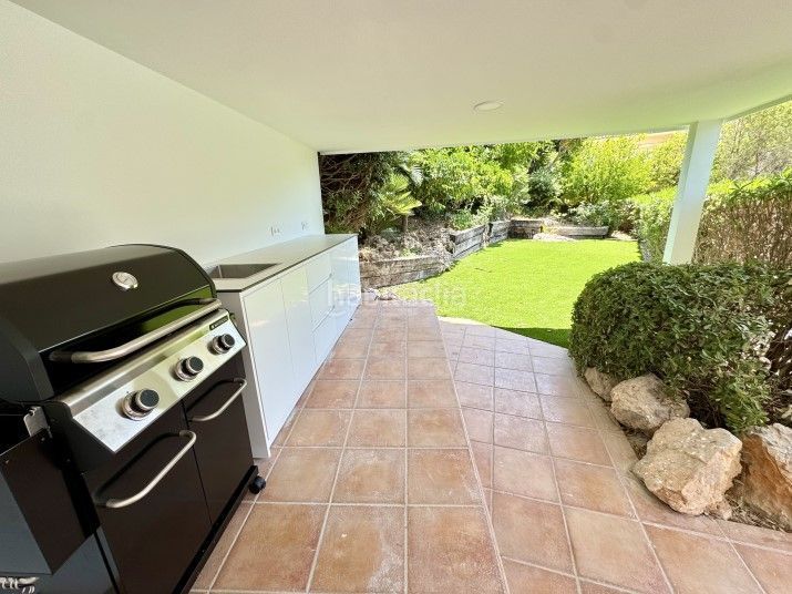 Foto 4d105e82-bda3-4e23-912a-025c0d19830c. Casa amb calefacció piscina a Altea hills Altea