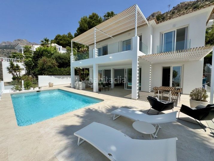 Foto 84c4826e-c73c-4153-830e-bc7f5bbc3e63. Casa amb calefacció piscina a Altea hills Altea