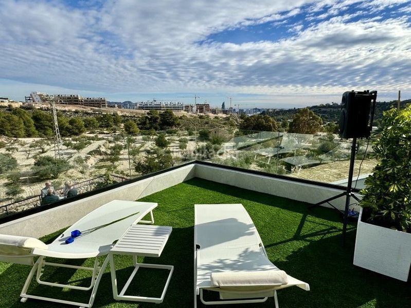 Foto a6bda8ed-39d1-4239-b2f2-f7186e483abc. Apartament amb calefacció piscina a balcón de Finestrat-terra marina Finestrat