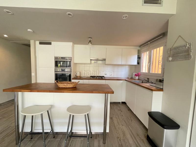 Foto fbf93c7c-98ad-4f34-a55d-d46f8fb4be6b. Lloguer apartament amb calefacció piscina a Mascarat Altea