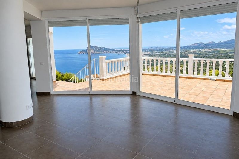 Foto 2a1b1013-96c0-44c9-8423-aa1b2a4c93d7. Haus mit heizung pool in Altea hills Altea