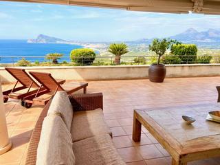 Apartament a Europa 20. Apartamento con vistas panoramicas al mar en altea