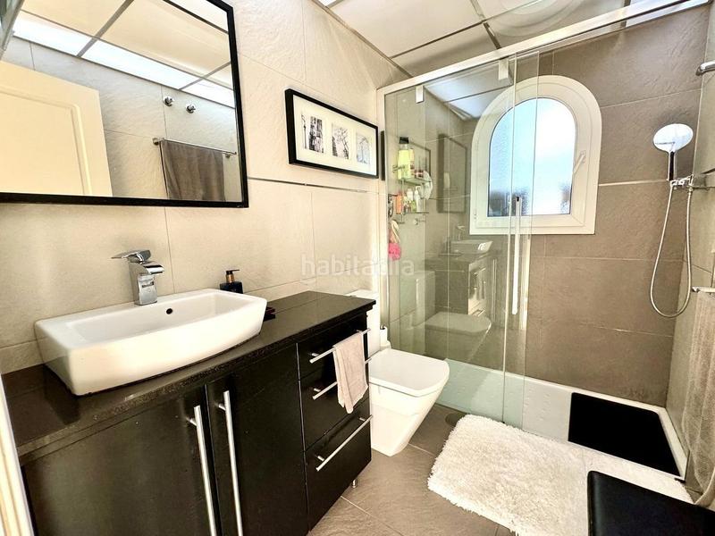 Foto 47f91fff-2de4-4ae3-be87-0aec7d46d00e. Rent penthouse with heating pool in Mascarat Altea