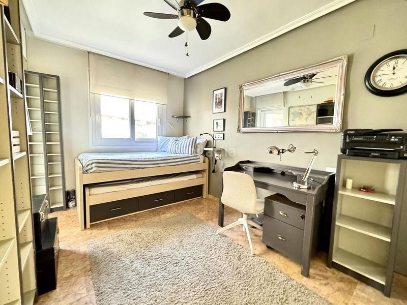 Foto df73208a-59d5-441d-b3c9-f044bcac9434. Rent penthouse with heating pool in Mascarat Altea