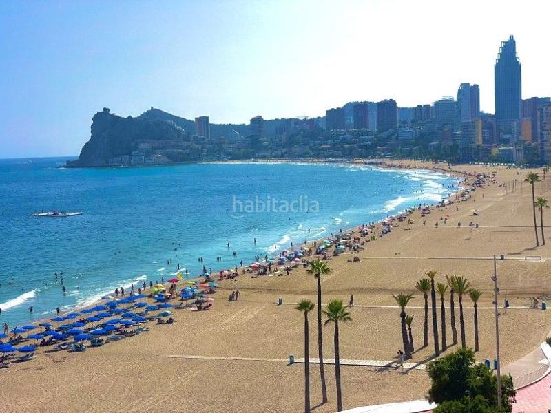 Foto 771bc3c8-8ae2-4c04-8881-b245e04e4cb3. Attico con riscaldamento in Playa Poniente Benidorm