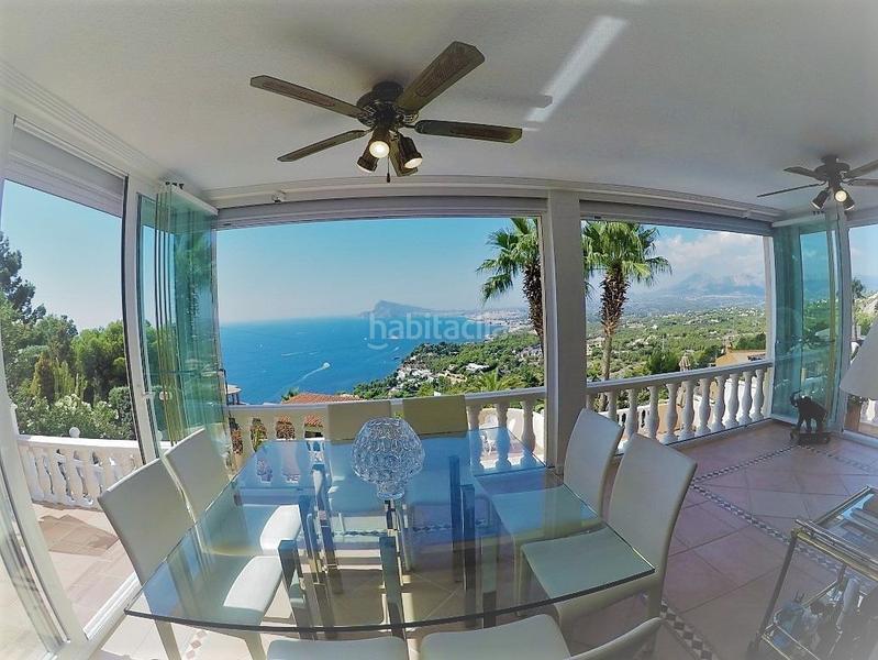 Foto f4e5979b-61b1-4046-b8dc-c6e267cd94ca. Haus mit heizung pool in Altea hills Altea