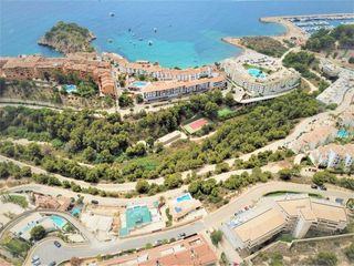 Apartamento en Mascarat. Encantador apartamento en la cala de mascara