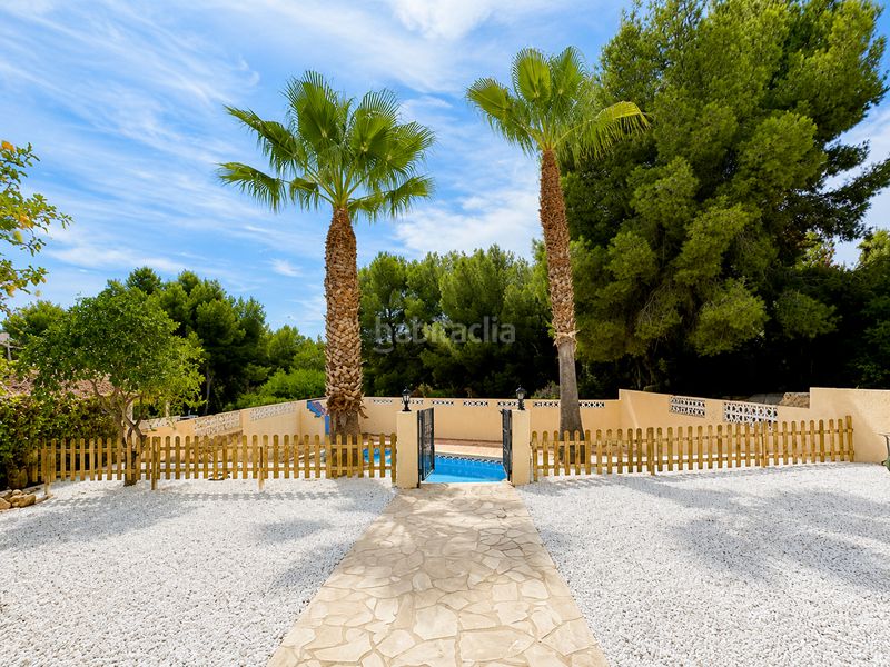 Foto 512a1d1d-4f12-477a-bf26-714e517d5065. Casa amb piscina a Barranco Hondo Nucia (la)