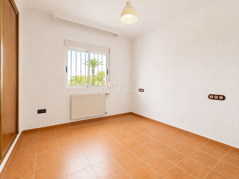 Foto a97521cb-9b8e-47a8-b606-1913f641721f. Casa amb piscina a Barranco Hondo Nucia (la)