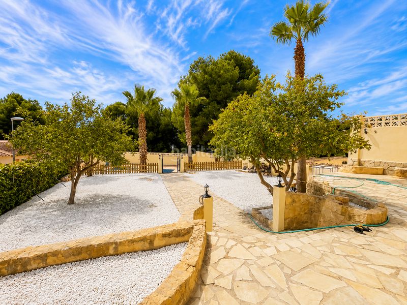Foto eda7cd4a-3054-4b1e-b0db-f2c0fd0c6f6b. Casa amb piscina a Barranco Hondo Nucia (la)