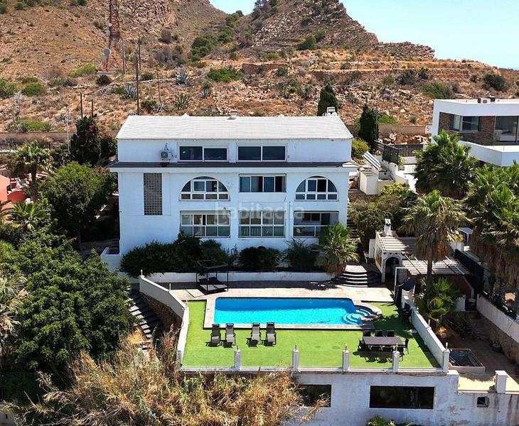 Foto 33c58ec0-f0f7-4723-a79d-27573016e1cc. Casa amb piscina a Sierra Helada Benidorm