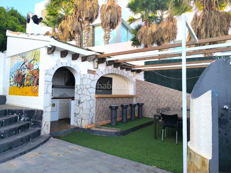Foto 41e25708-cf68-4cb5-a8d4-25742ddad2b7. Casa amb piscina a Sierra Helada Benidorm