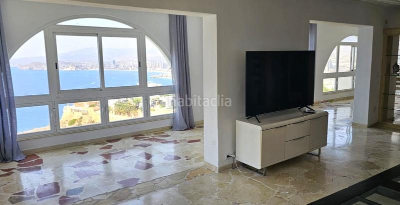 Foto d0b1e8e7-eabb-4800-ac06-5d48781ac128. Casa amb piscina a Sierra Helada Benidorm