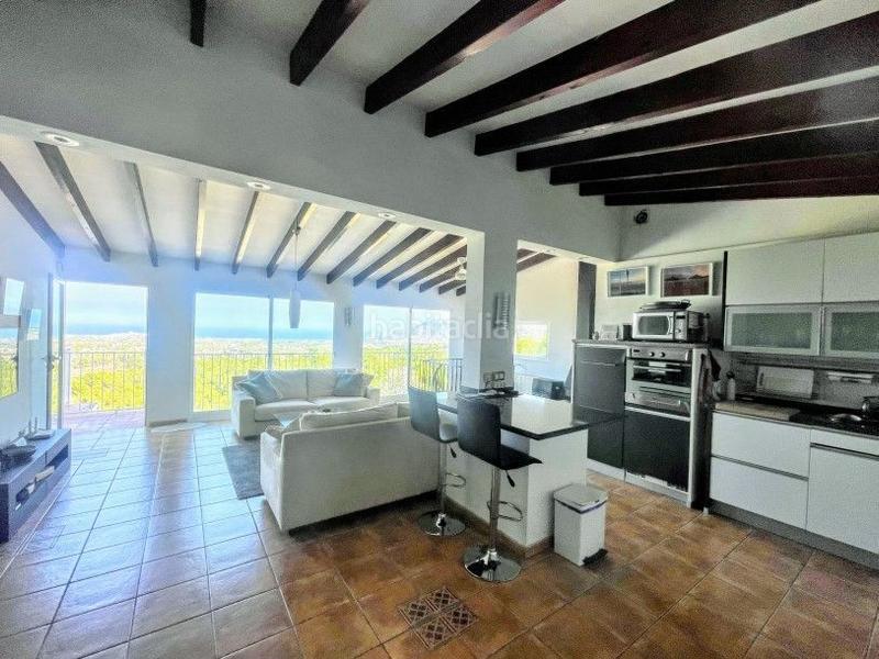 Foto 16ba5ee1-ea3f-4c55-8246-7e219cc13541. Casa encantador chalet en bello horizonte con vistas inigualables al mar en Nucia (la)