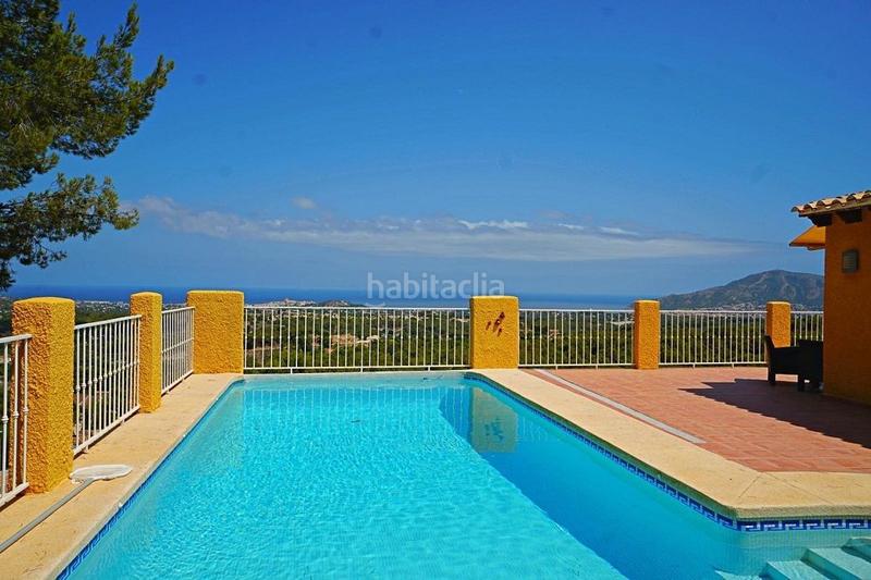 Foto 61c19d53-3ddf-4b6a-92d8-a81381d98ca1. Casa encantador chalet en bello horizonte con vistas inigualables al mar en Nucia (la)