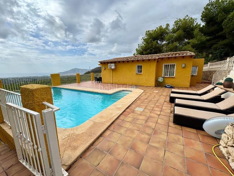 Foto 8deadbc2-a4ca-4e5e-90e9-99f668db5c83. Casa encantador chalet en bello horizonte con vistas inigualables al mar en Nucia (la)