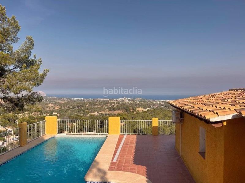 Foto d94b9fc0-2824-4ef5-95f4-f65f34b33c3b. Casa encantador chalet en bello horizonte con vistas inigualables al mar en Nucia (la)