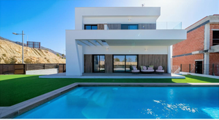 Casa en Golf Bahía. Villas modernas con piscinas finestrat