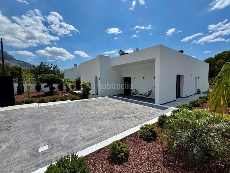 Foto 073feff0-1d88-45b3-9ccb-a05952b89fc6. Casa amb calefacció piscina a Altea la vella Altea