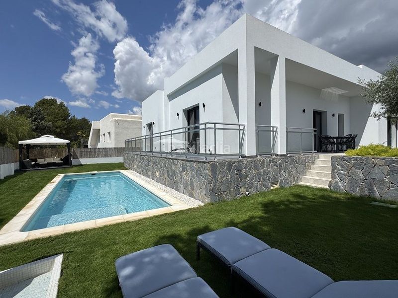 Foto 3f770dc0-4764-4392-9100-2544a9e6b736. Casa amb calefacció piscina a Altea la vella Altea