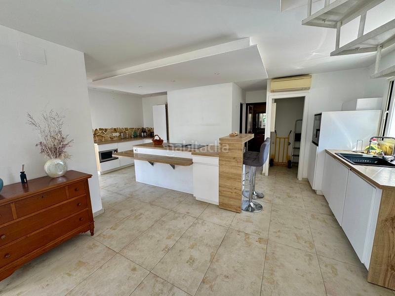 Foto ffdd7ca9-af3d-4cd2-a1a3-afb9fc96ca12. Maison avec chauffage piscine dans Barranco Hondo Nucia (la)