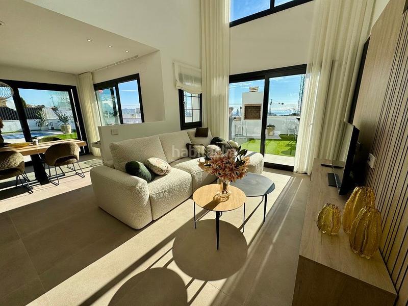 Foto f76d6edf-8040-430e-9b63-b134a1c352ad. Casa exclusivo conjunto residencial de viviendas unifamiliares en Finestrat