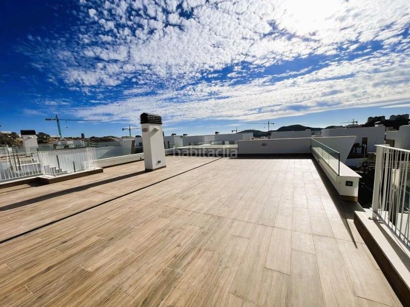 Foto 048312e9-99d9-40db-bd2f-93e98618e5a9. Haus mit heizung pool in balcón de Finestrat-terra marina Finestrat